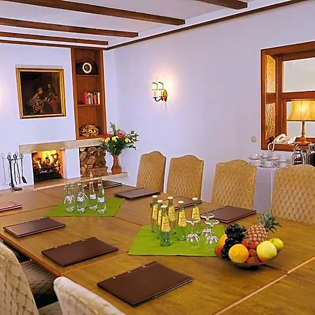 Kull Von Schmidsfelden Otel 3*