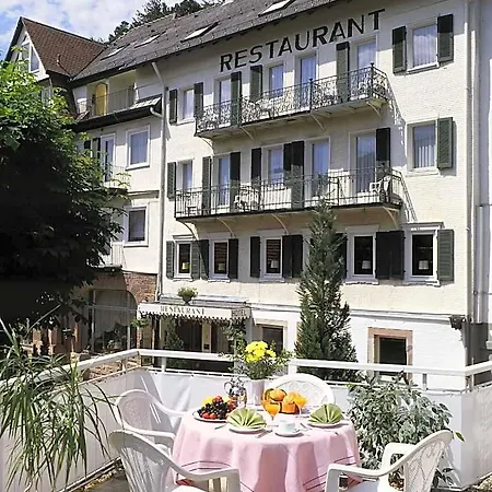 Hotel Kull Von Schmidsfelden 3*